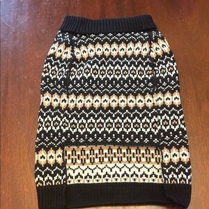 Loft brown black white patterned dog sweater Size XL New
